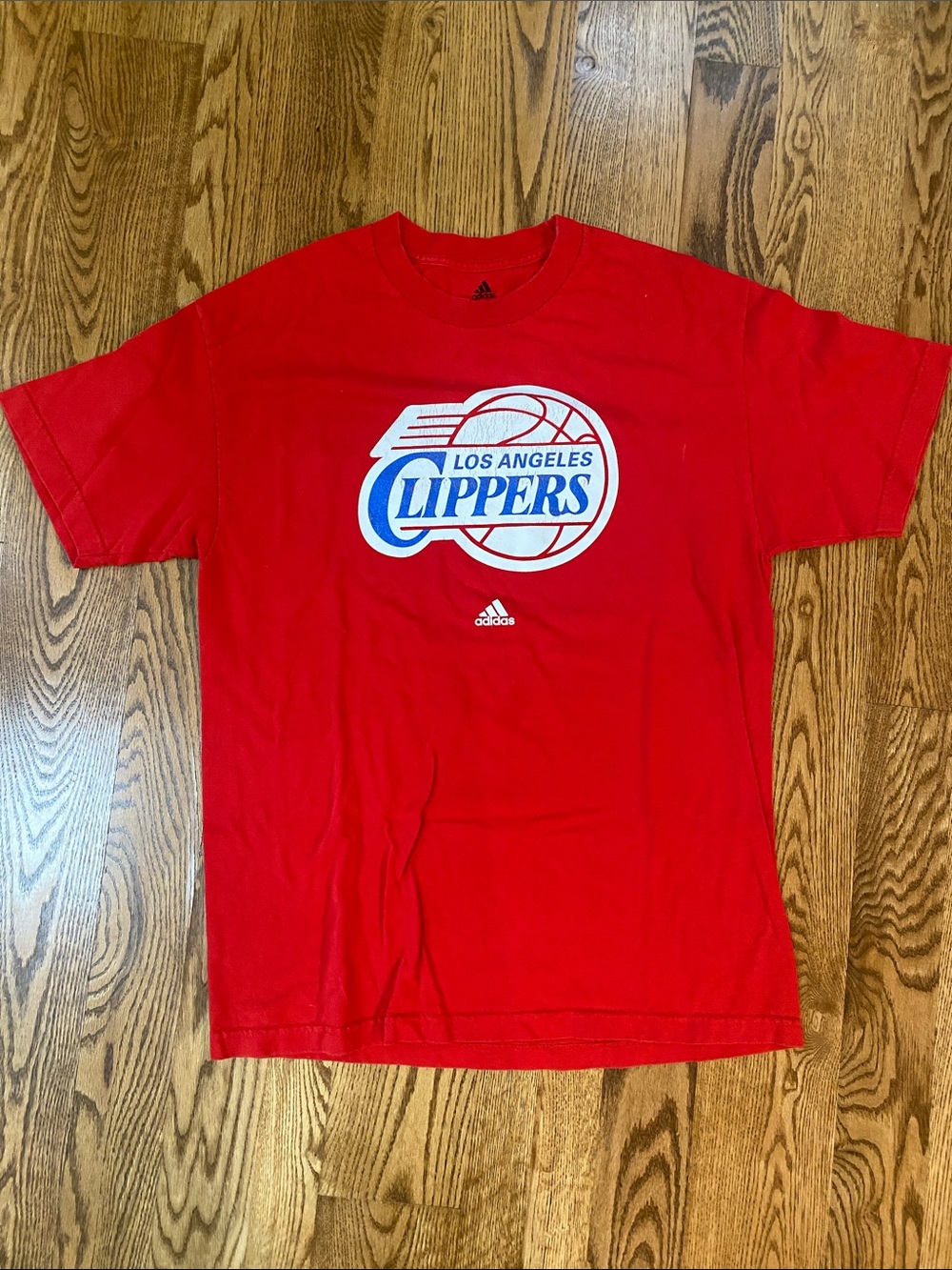 Adidas Los Angeles Clippers size large short sleeve red tee shirt 100% cotton